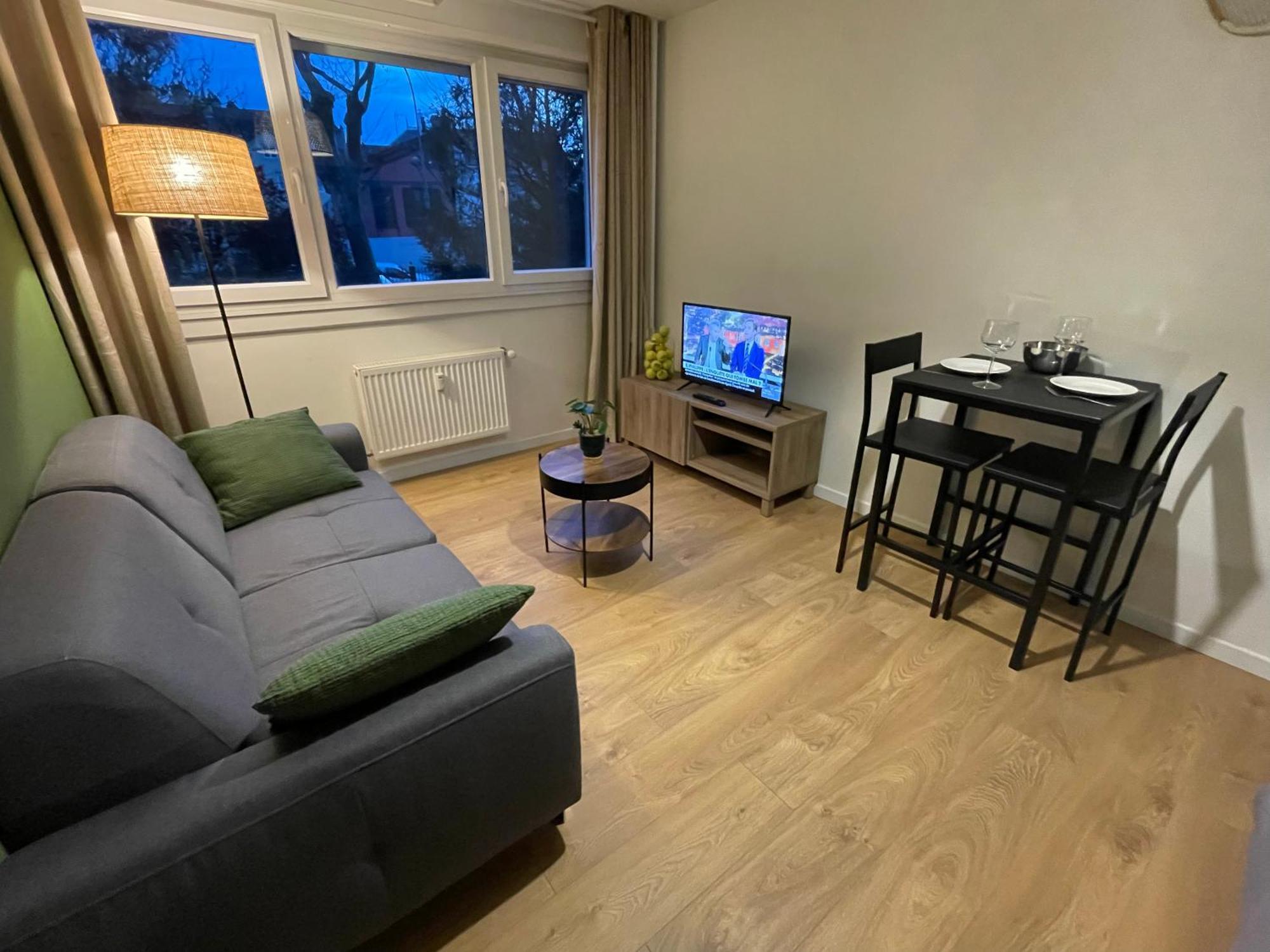 Le Wimbledon Apartment Шалон-сюр-Сон Екстериор снимка