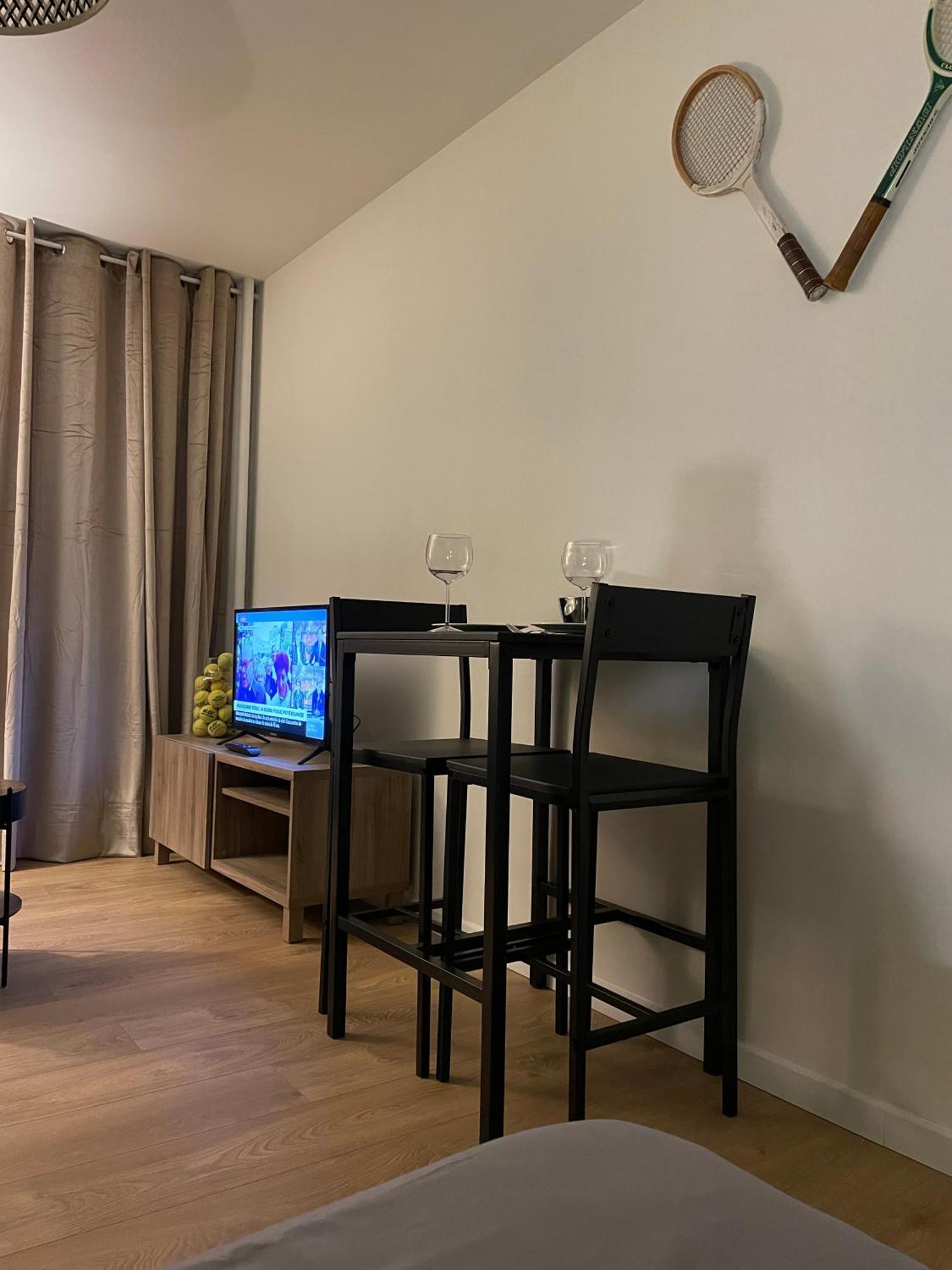 Le Wimbledon Apartment Шалон-сюр-Сон Екстериор снимка
