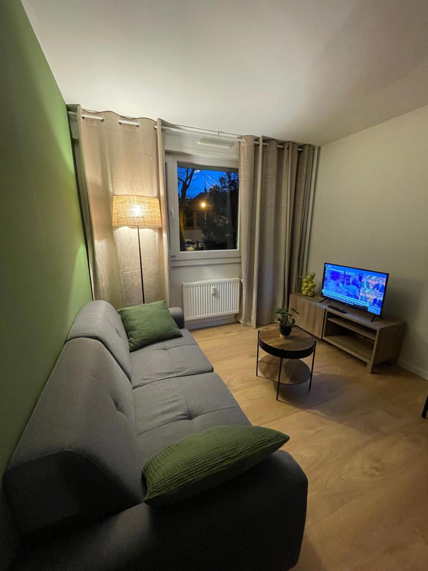 Le Wimbledon Apartment Шалон-сюр-Сон Екстериор снимка